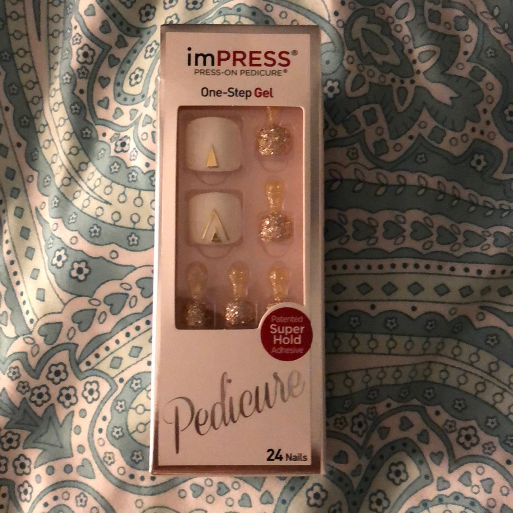 Acrylic toenails